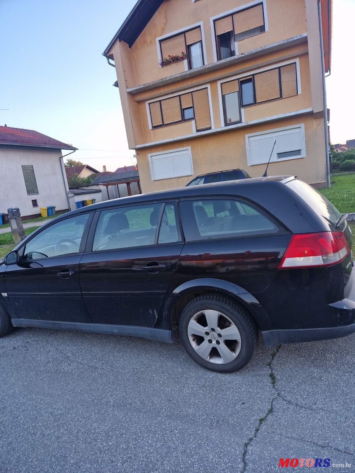 2003' Opel Vectra Caravan 2,2 photo #2
