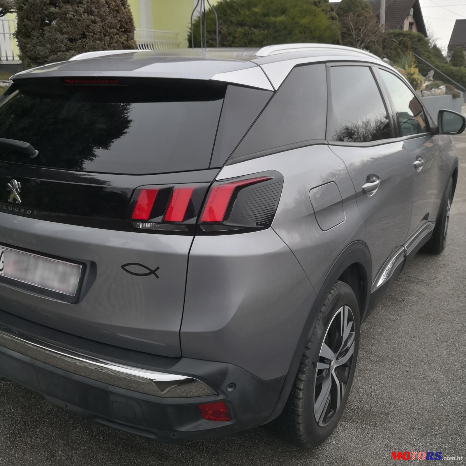 2018' Peugeot 3008 1,5 Bluehdi photo #3