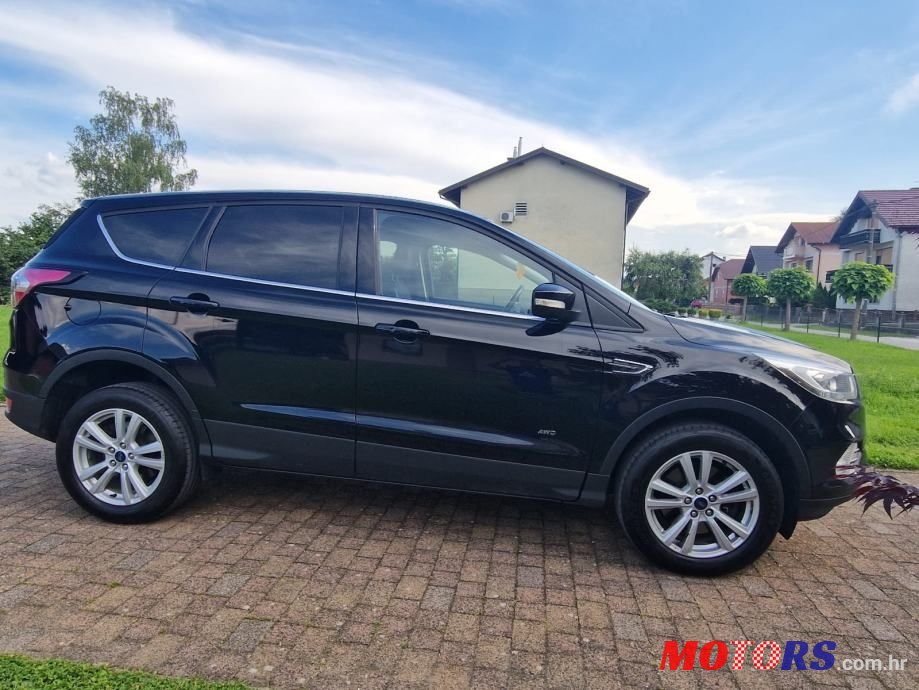 2017' Ford Kuga 2,0 Tdci photo #6