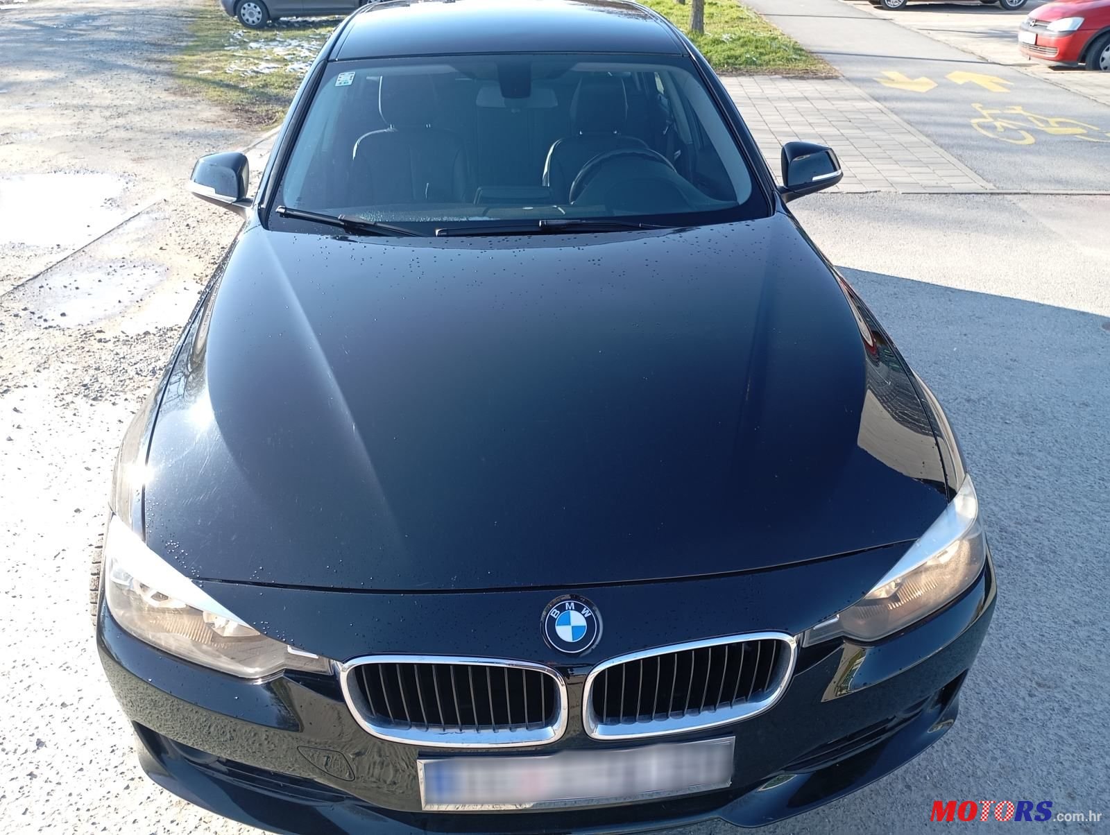 2013' BMW Serija 3 318D photo #5