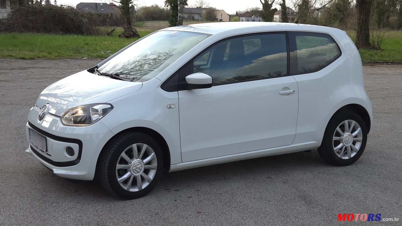 2015' Volkswagen Up! 1,0 Up! photo #3