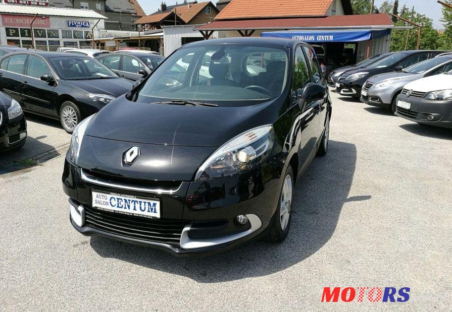 2012' Renault Scenic 1,5 Dci photo #1