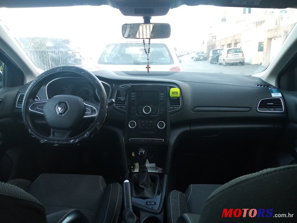 2016' Renault Megane Novi tip photo #4