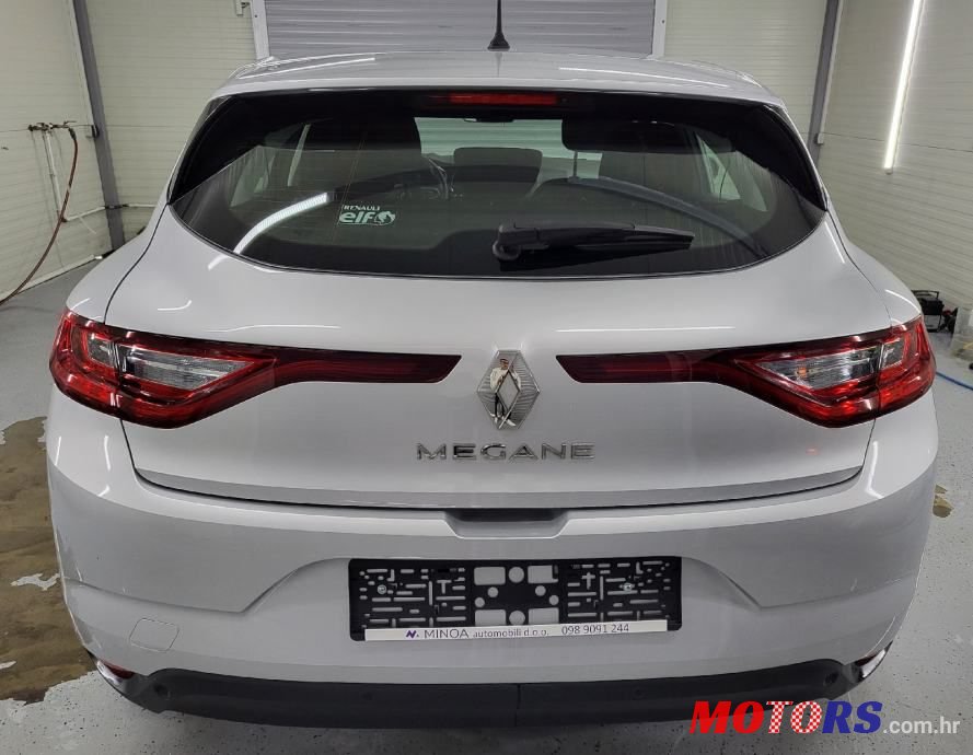 2019' Renault Megane Blue Dci 115 photo #3