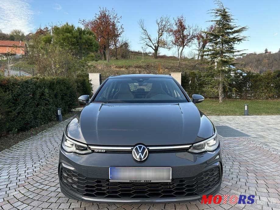 2021' Volkswagen Golf 8 2,0 Tdi photo #2