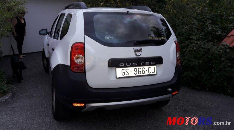 2013' Dacia Duster 1,6 16V photo #2