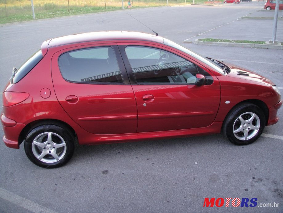 2007' Peugeot 206 photo #1