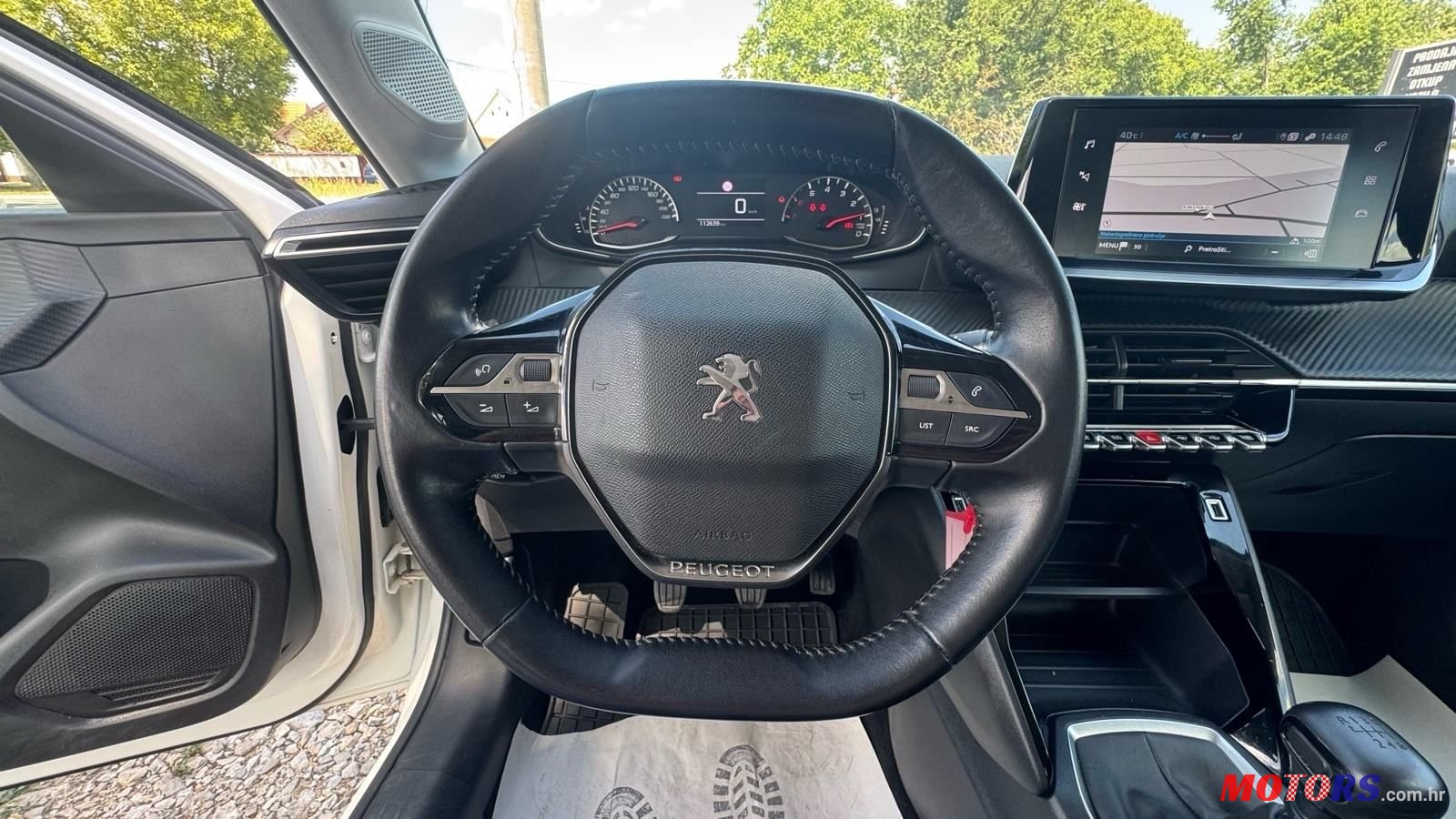 2020' Peugeot 208 1,2 Puretech photo #6