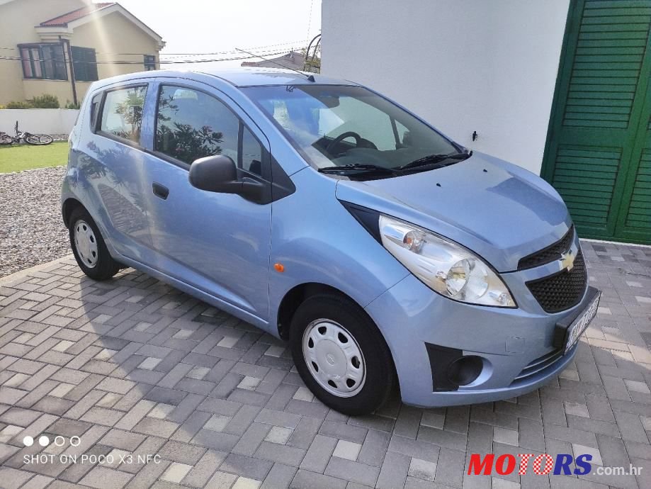 2010' Chevrolet Spark photo #2