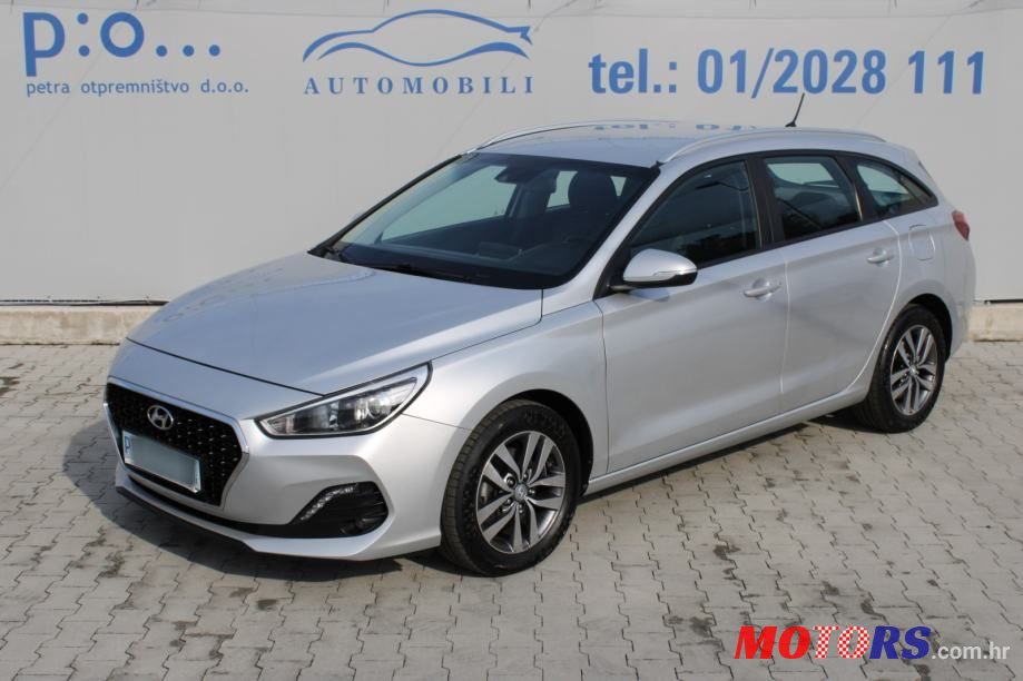 2019' Hyundai i30 1.6Crdi Cw photo #1