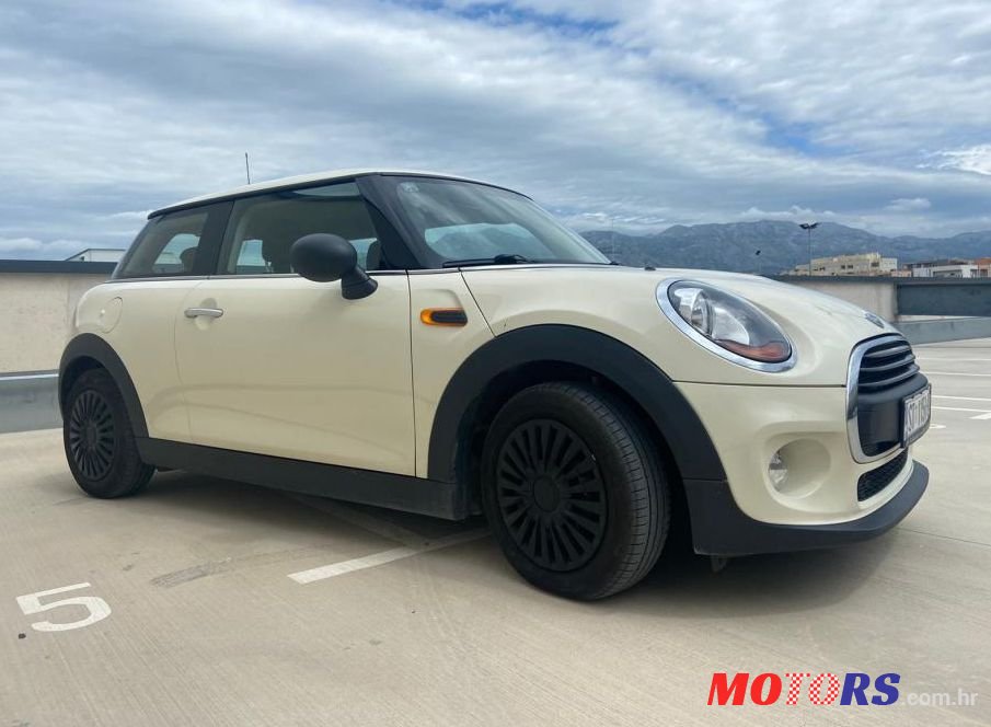 2017' MINI One D photo #1