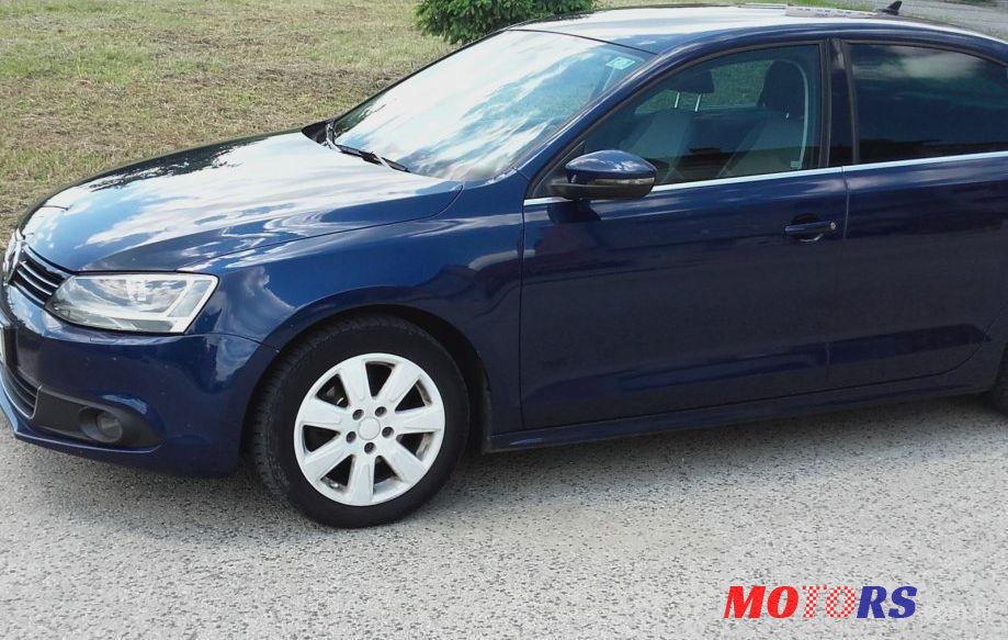 2011' Volkswagen Jetta 1,6 Tdi photo #1