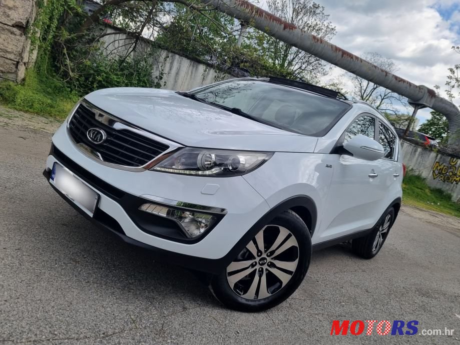 2011' Kia Sportage Awd photo #2