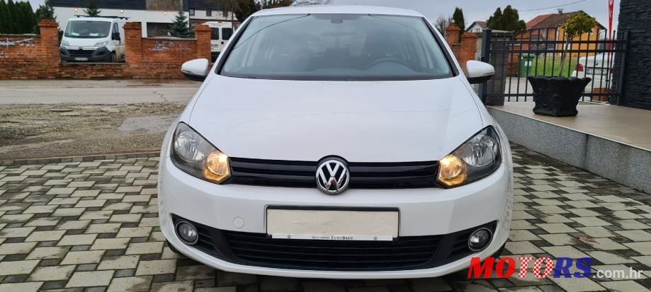 2011' Volkswagen Golf 6 1,2 Tsi photo #3