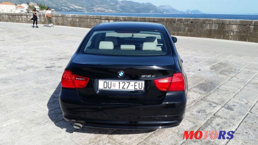 2010' BMW Serija 3 318D photo #2