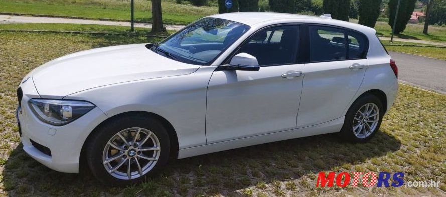 2013' BMW Serija 1 118D Sport photo #1