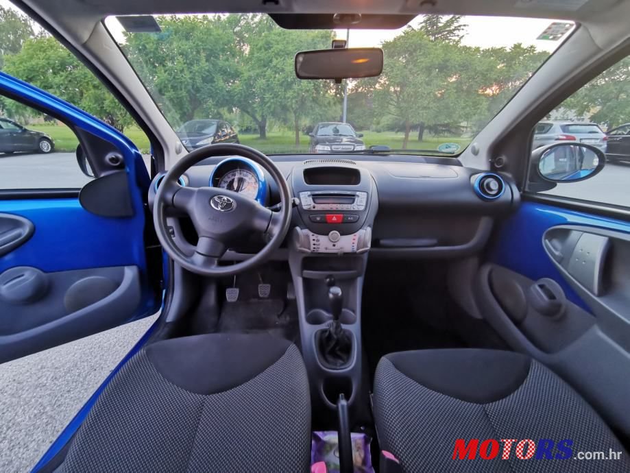 2009' Toyota Aygo 1.1. photo #5