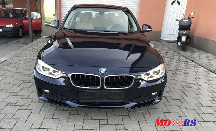 2012' BMW Serija 3 318D photo #3