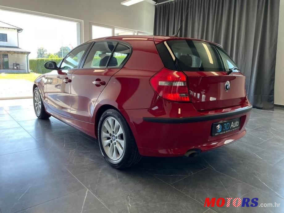 2009' BMW Serija 1 116D photo #5