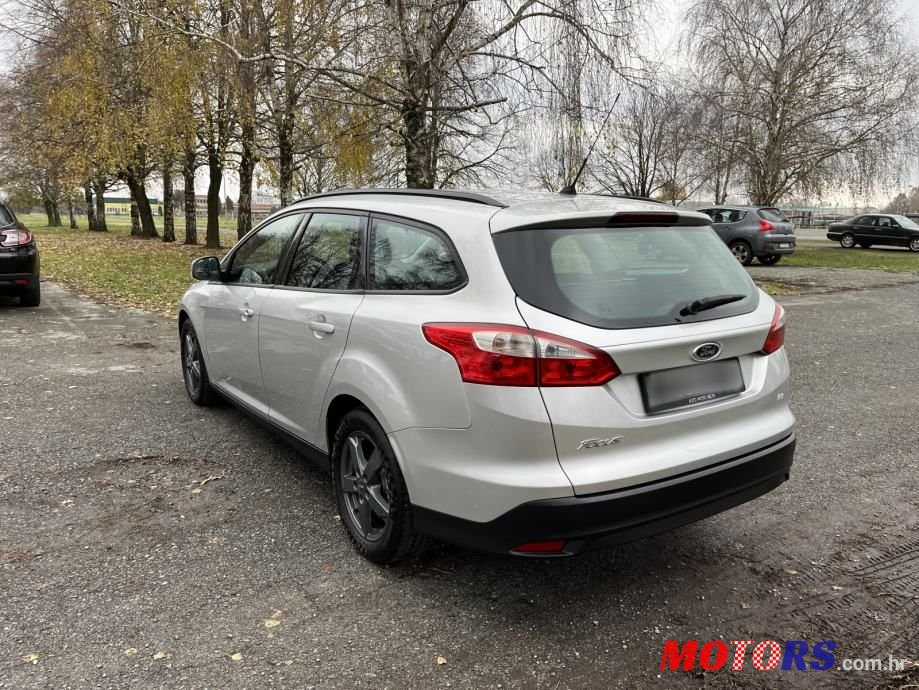 2014' Ford Focus Karavan photo #3