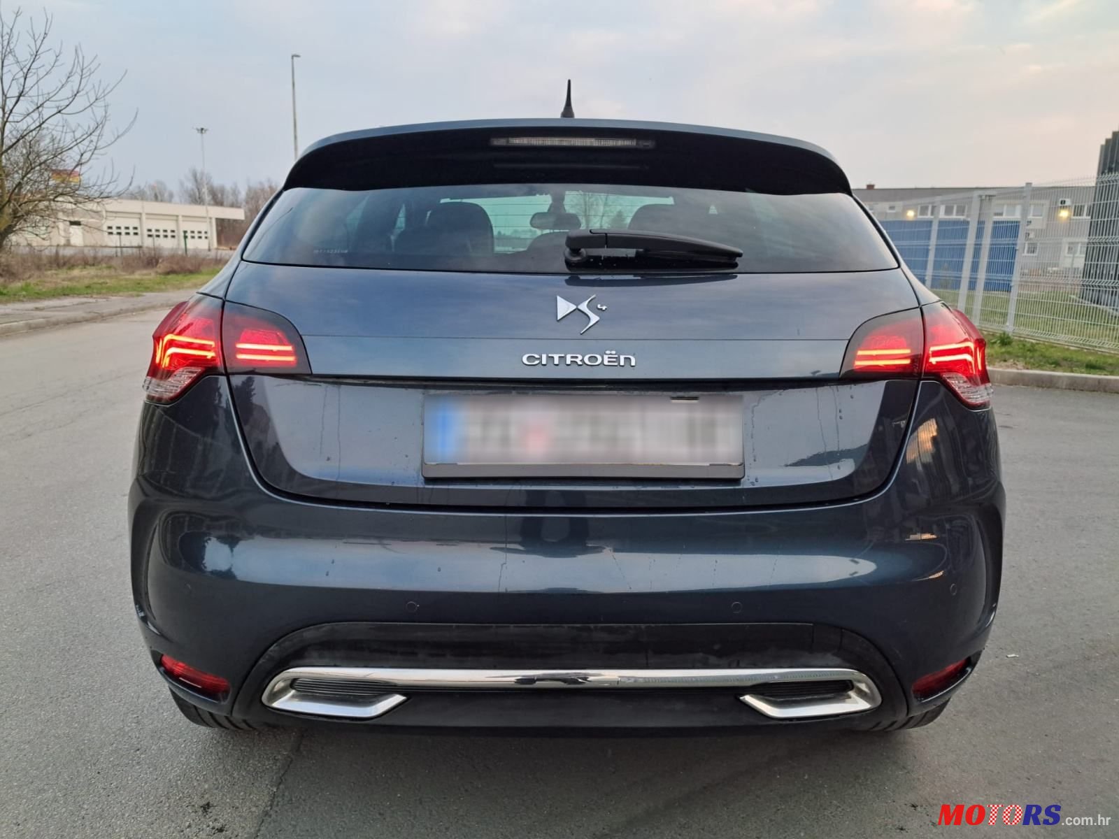 2015' Citroen DS4 1,6 E-Hdi photo #5