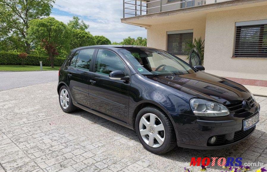 2004' Volkswagen Golf V 1,9 Tdi photo #1