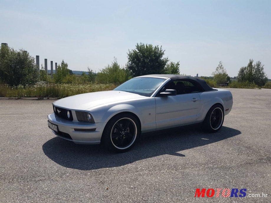 2007' Ford Mustang photo #1