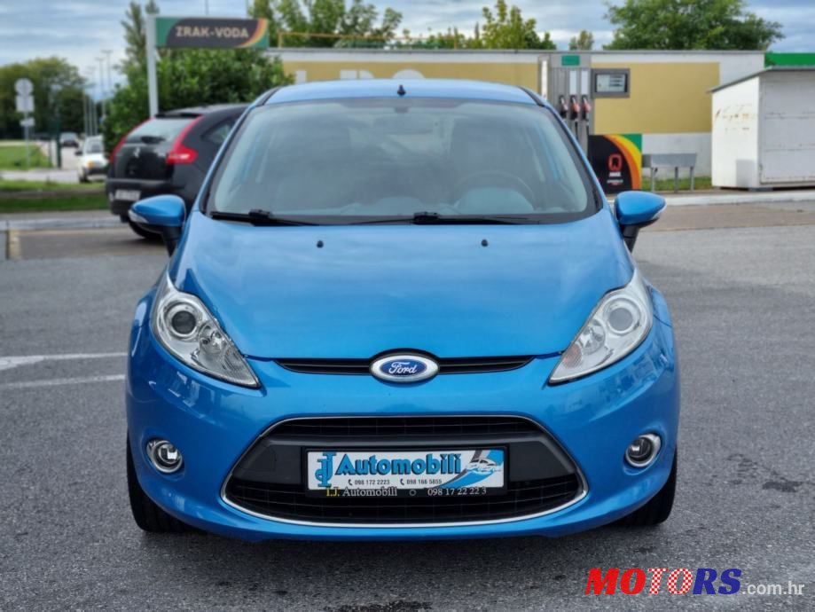 2010' Ford Fiesta 1,4 16V photo #2