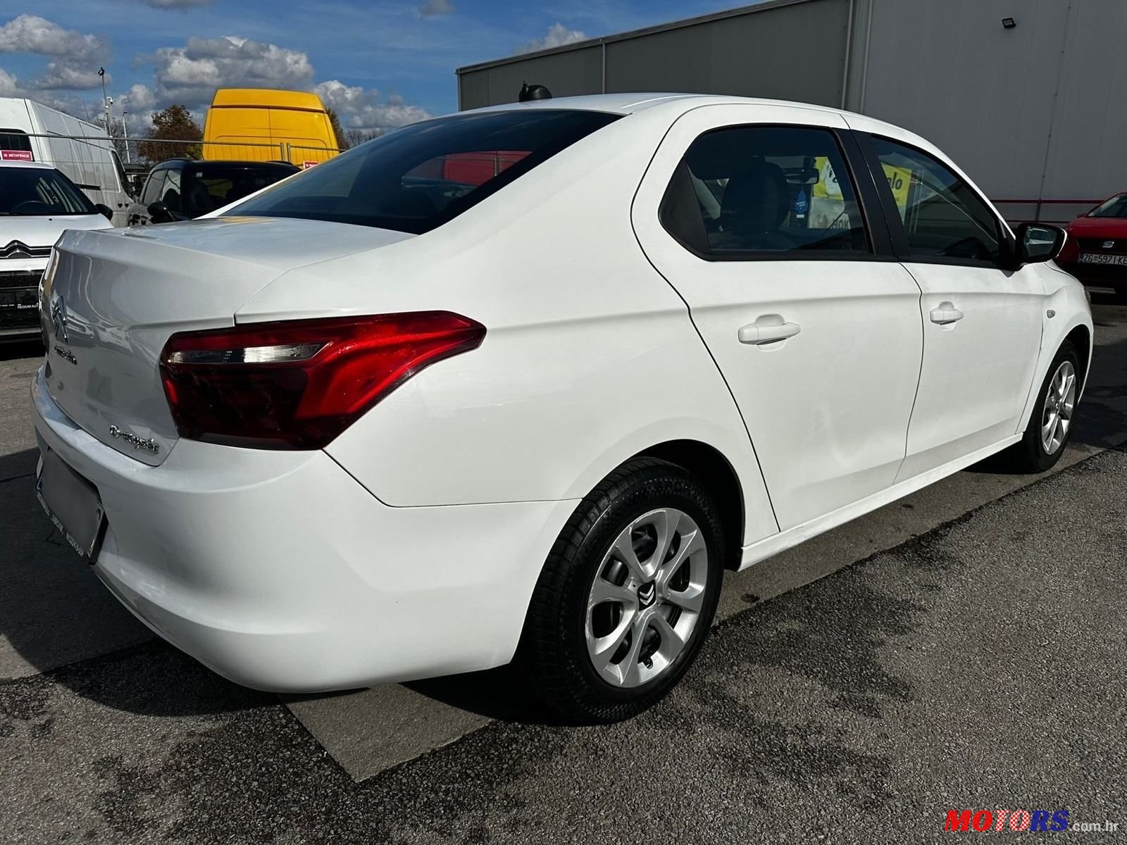 2017' Citroen C-Elysee Bluehdi photo #2