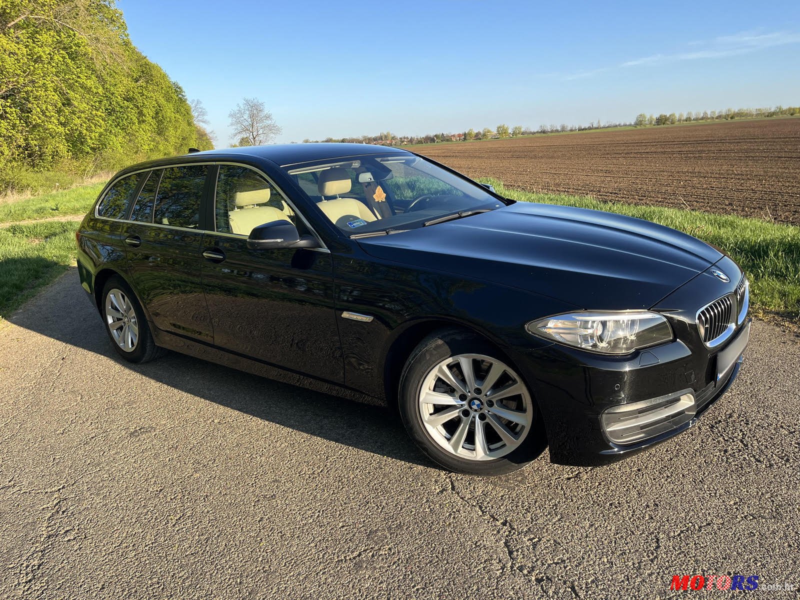 2016' BMW 5 Series 520 d xdrive 190Ps photo #1