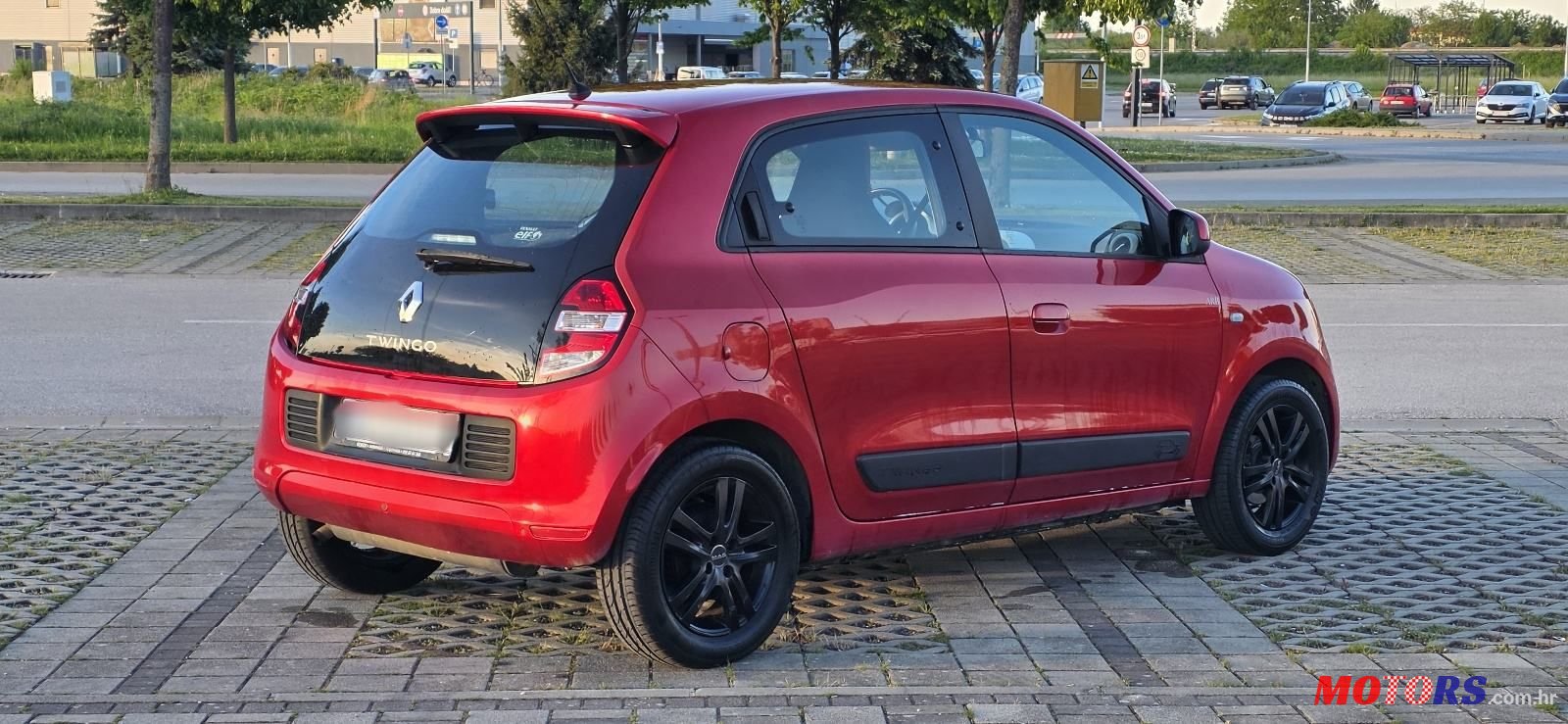 2015' Renault Twingo Sce photo #3