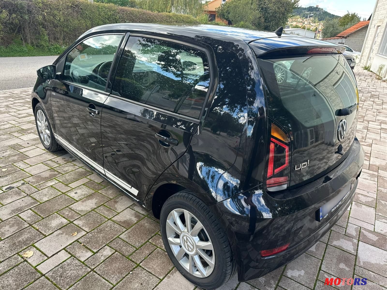 2016' Volkswagen Up! 1,0 Up! photo #5