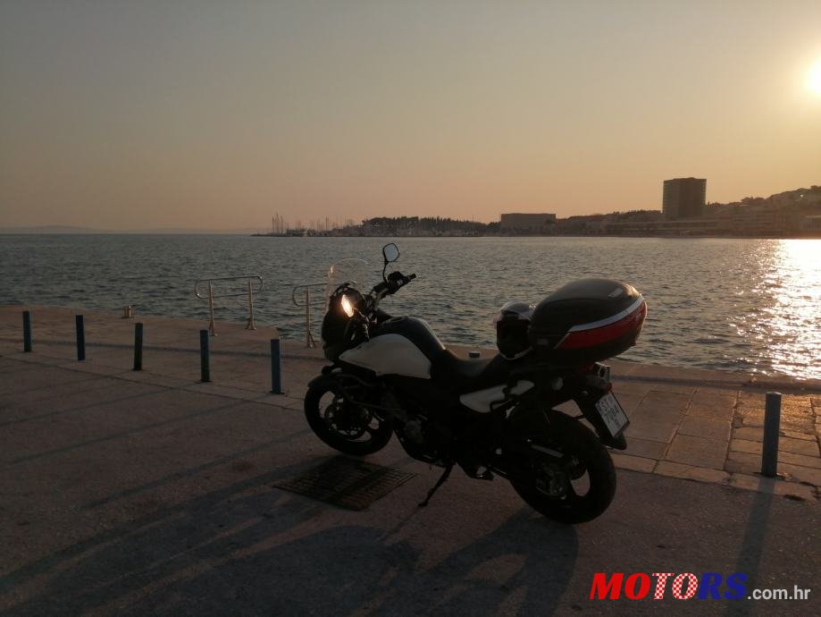 2012' Suzuki V strom photo #1