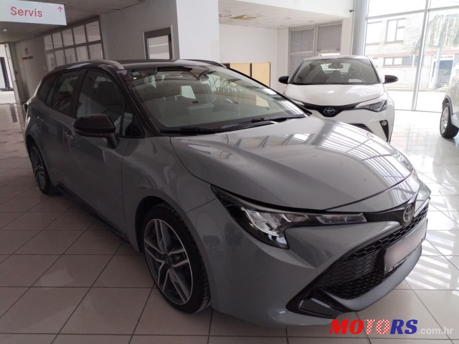 2022' Toyota Corolla 1,2 Turbo photo #3