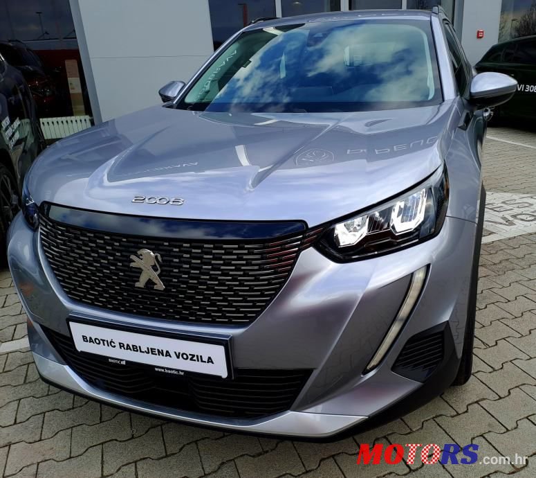 2020' Peugeot 2008 photo #1
