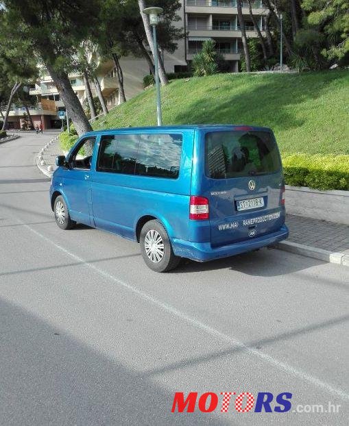 2005' Volkswagen Multivan 2,5 Tdi photo #1