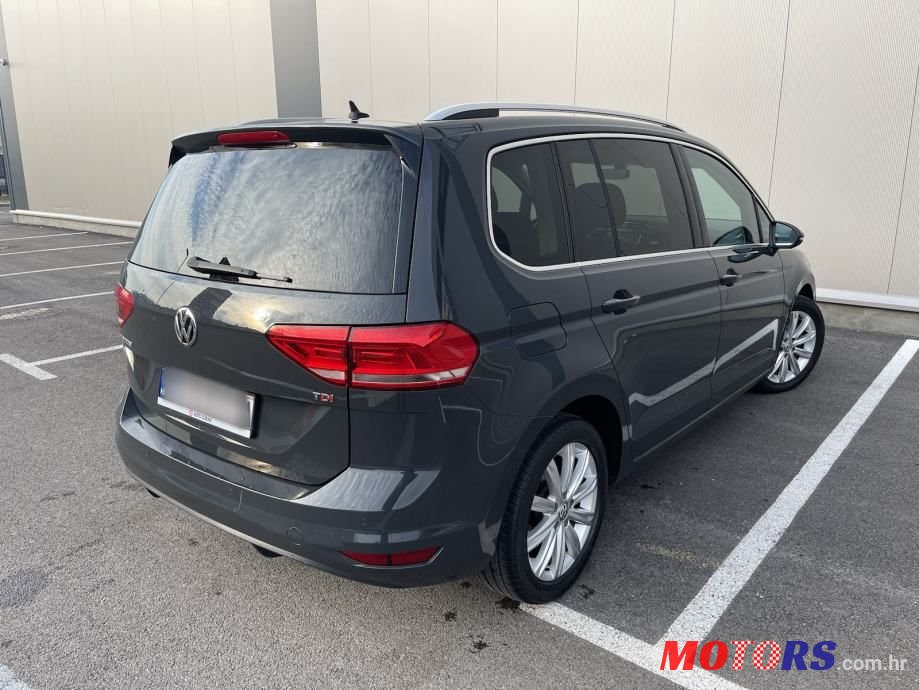 2017' Volkswagen Touran 1,6 Tdi photo #6
