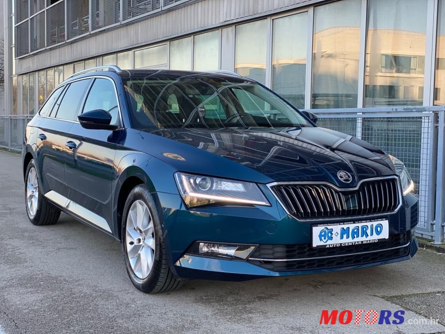 2016' Skoda Superb Combi photo #3