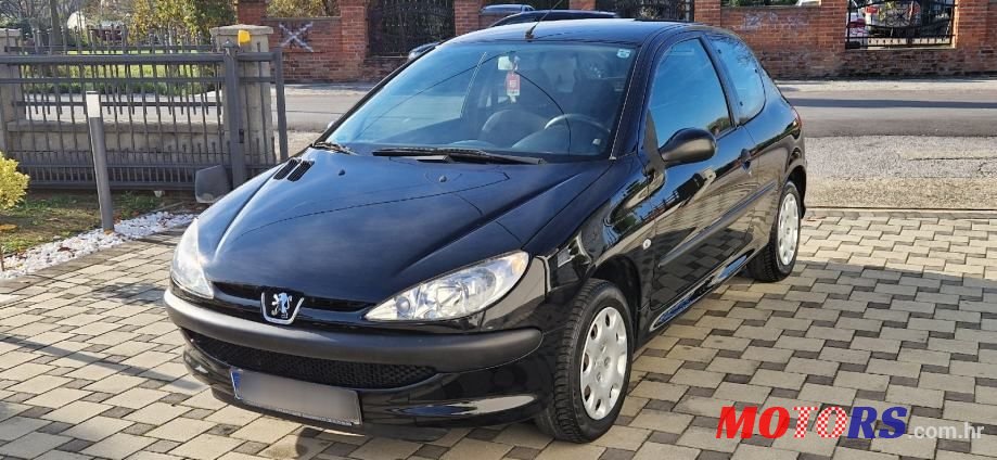 2009' Peugeot 206 1,4 photo #2