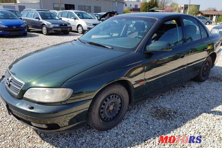 2001' Opel Omega 2,5 Td photo #1