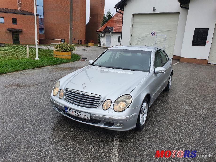 2003' Mercedes-Benz E-Klasa photo #1