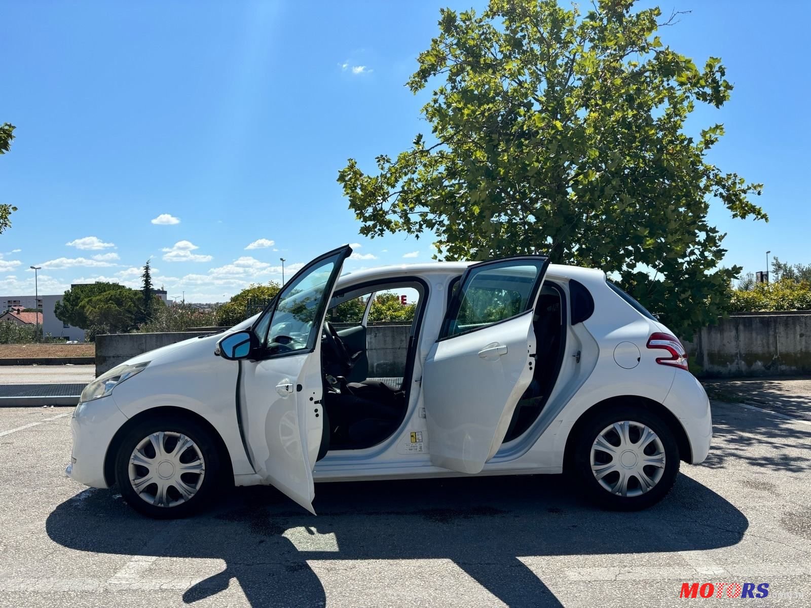 2015' Peugeot 208 1,4 Hdi photo #3