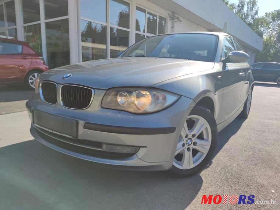 2009' BMW Serija 1 118D photo #4