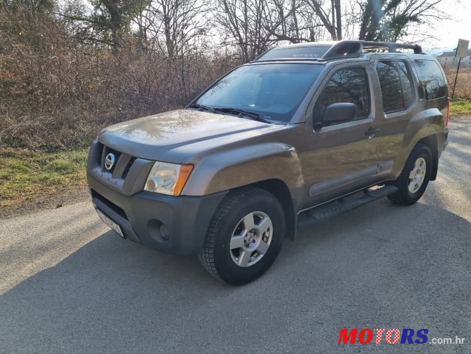 2005' Nissan Pathfinder 4.0 photo #1