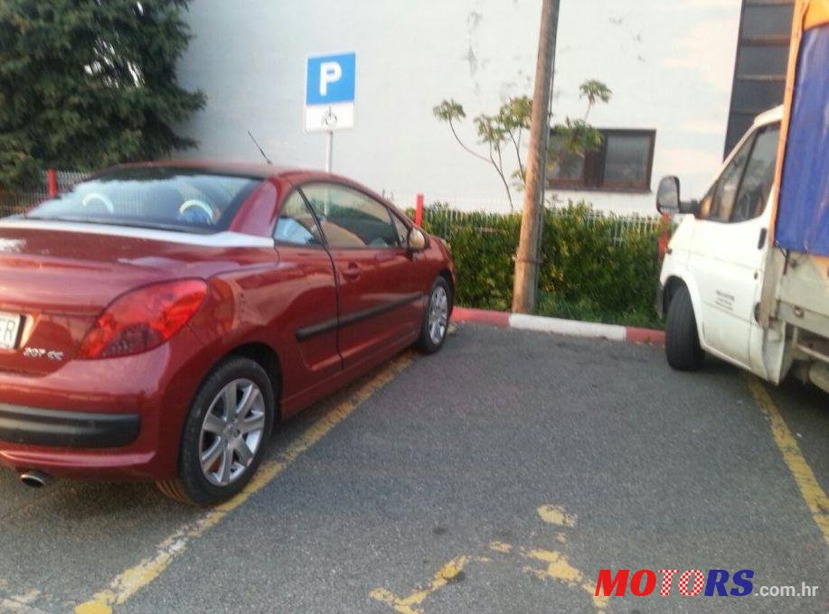 2007' Peugeot 207 Cc Cc Sport 1,6 16V Vti photo #2