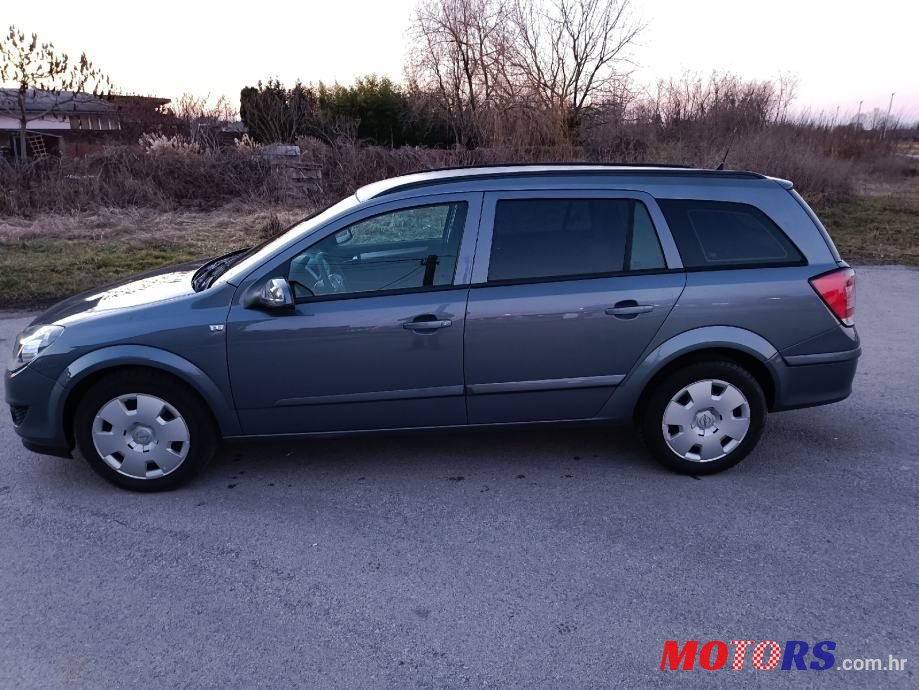 2007' Opel Astra Karavan photo #6