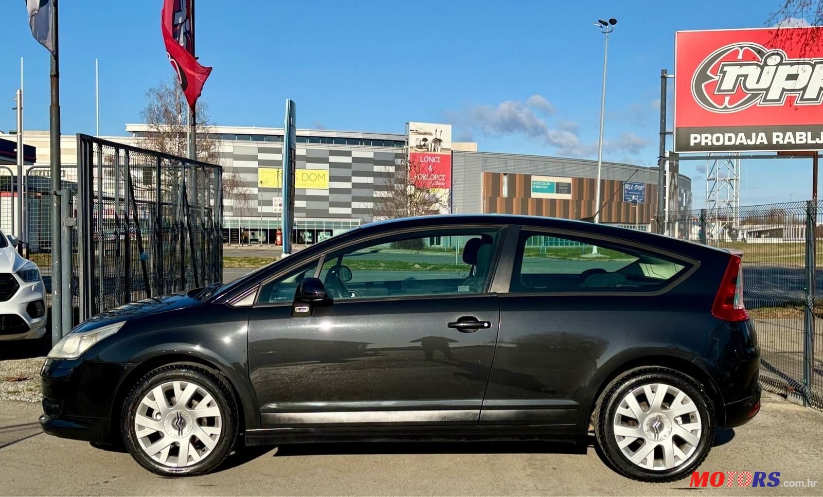 2006' Citroen C4 1,6 Hdi 16V X photo #3