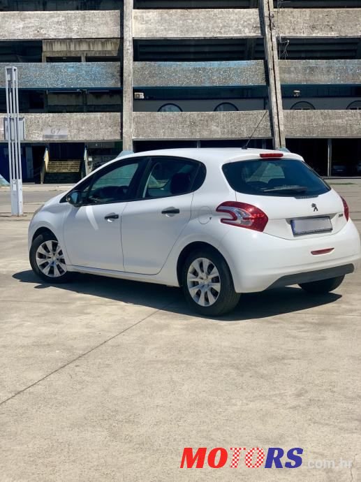 2013' Peugeot 208 1,4 Hdi photo #5