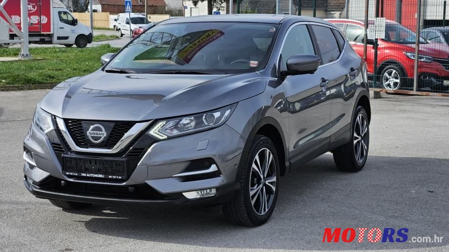 2017' Nissan Qashqai 1,2 Dig-T photo #1
