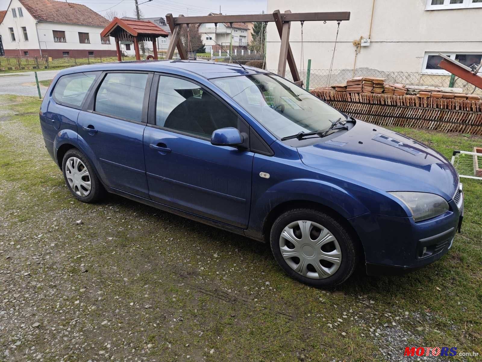 2007' Ford Focus Karavan photo #2